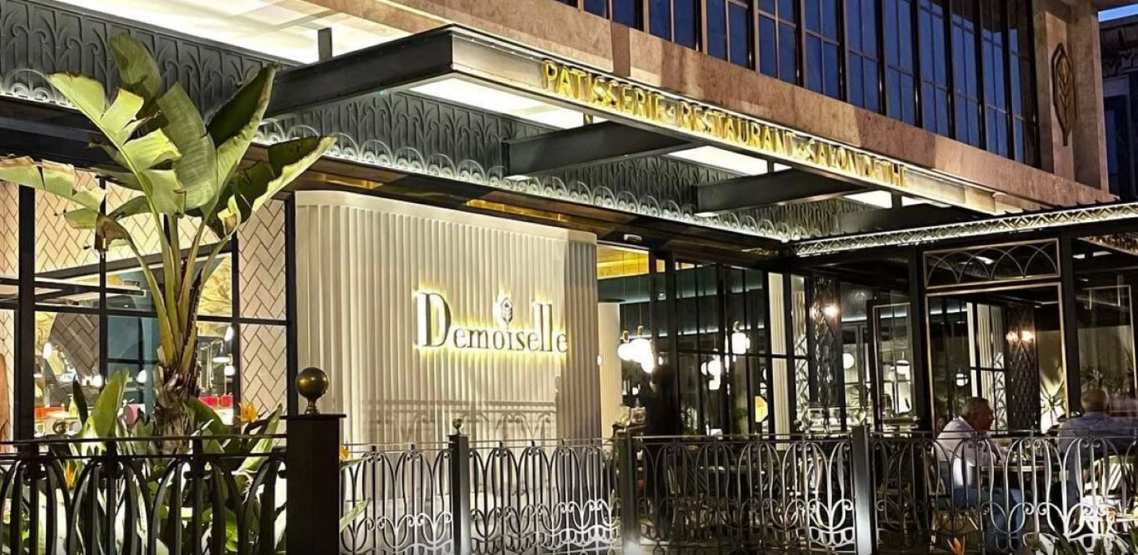 La façade de Demoiselle Casablanca